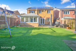 Photo 25- click for photo gallery